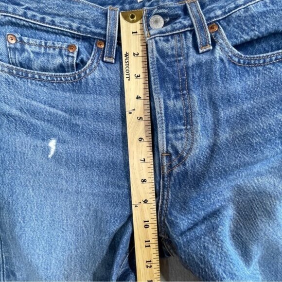 Levi’s Wedgie Icon Jeans Women’s Size 27 Blue Distressed Tapered Leg Raw Hem - Picture 14 of 16